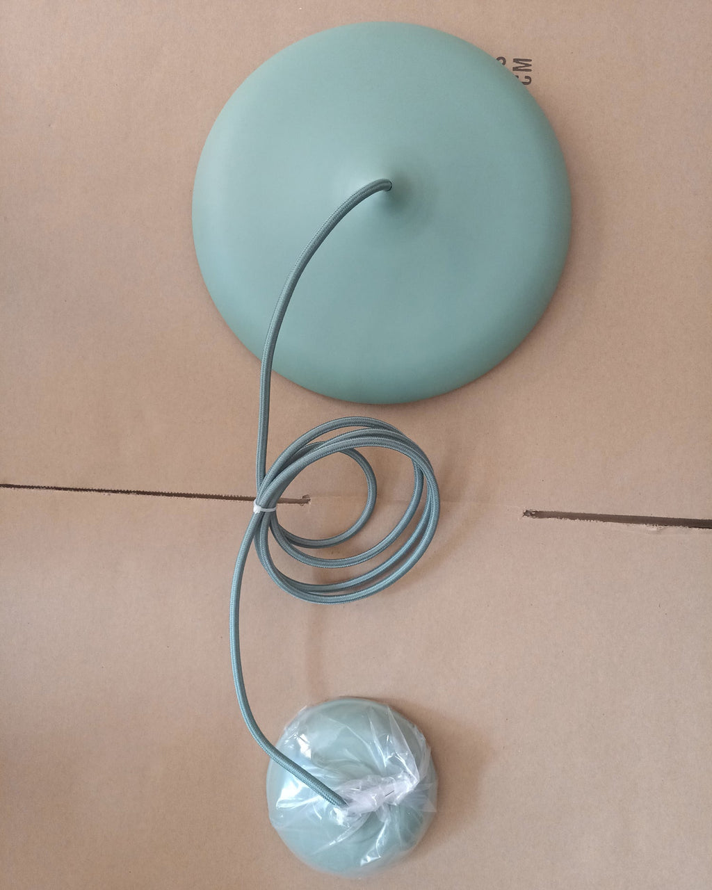 Lampada a sospensione rotonda Luciro