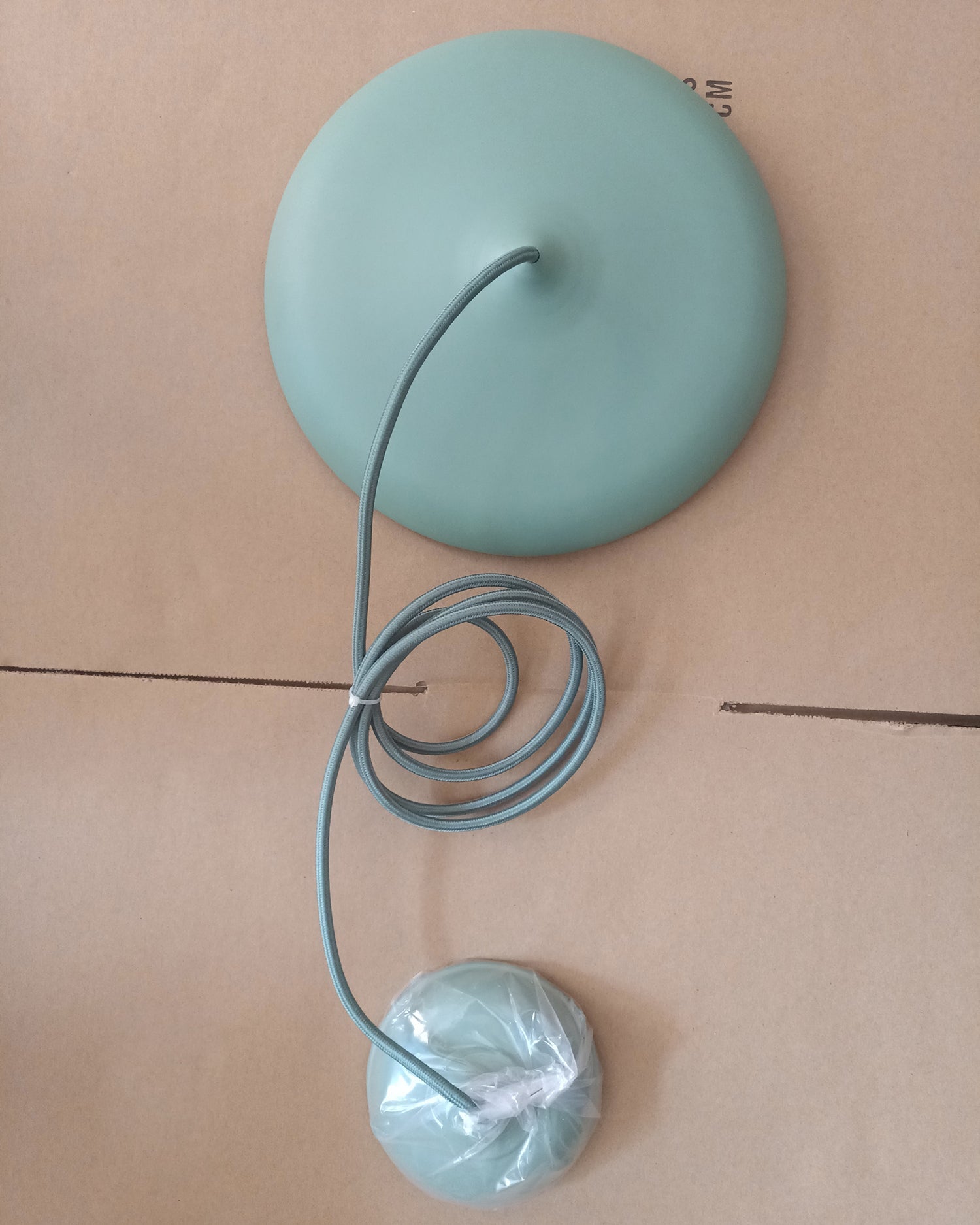 Lampada a sospensione rotonda Luciro