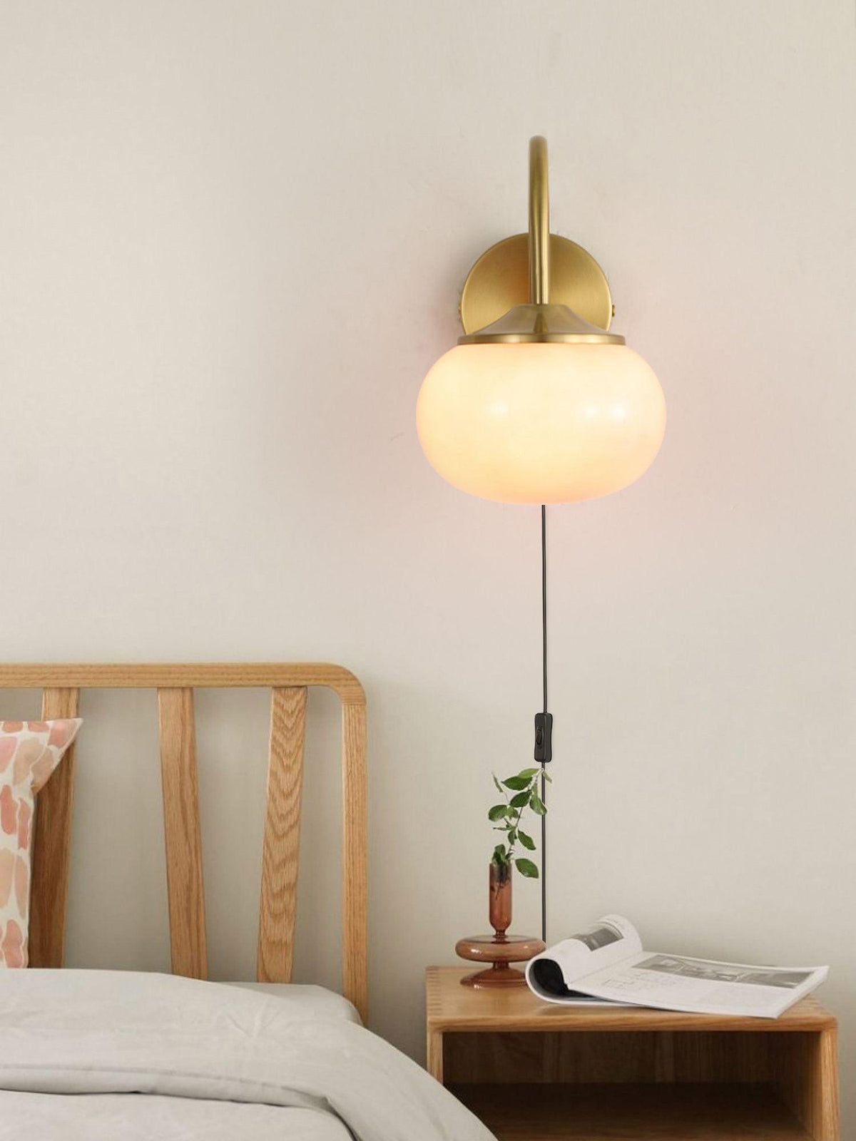 Marshmallow Plug-in Sconce – detail 4