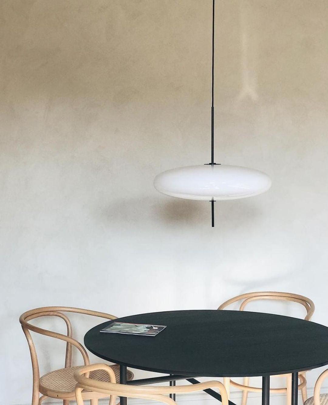 Lampada a sospensione ellittica Chiavvera