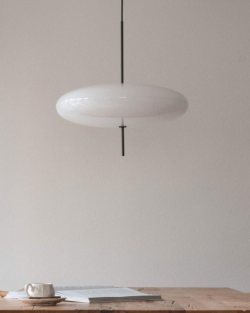 Lampada a sospensione ellittica Chiavvera
