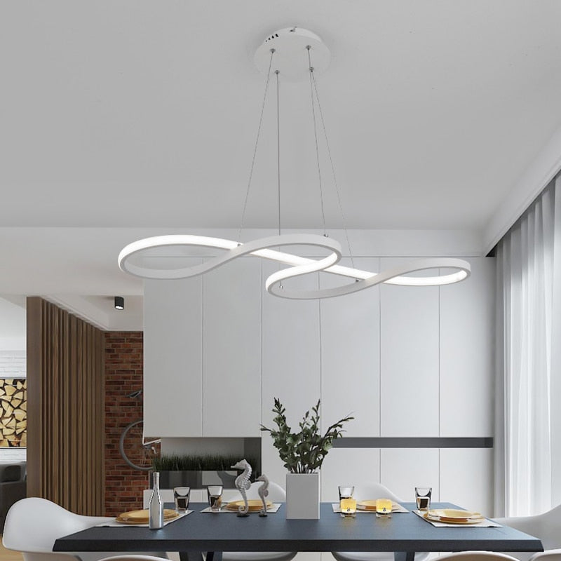 Lampada a sospensione lineare Riaroro