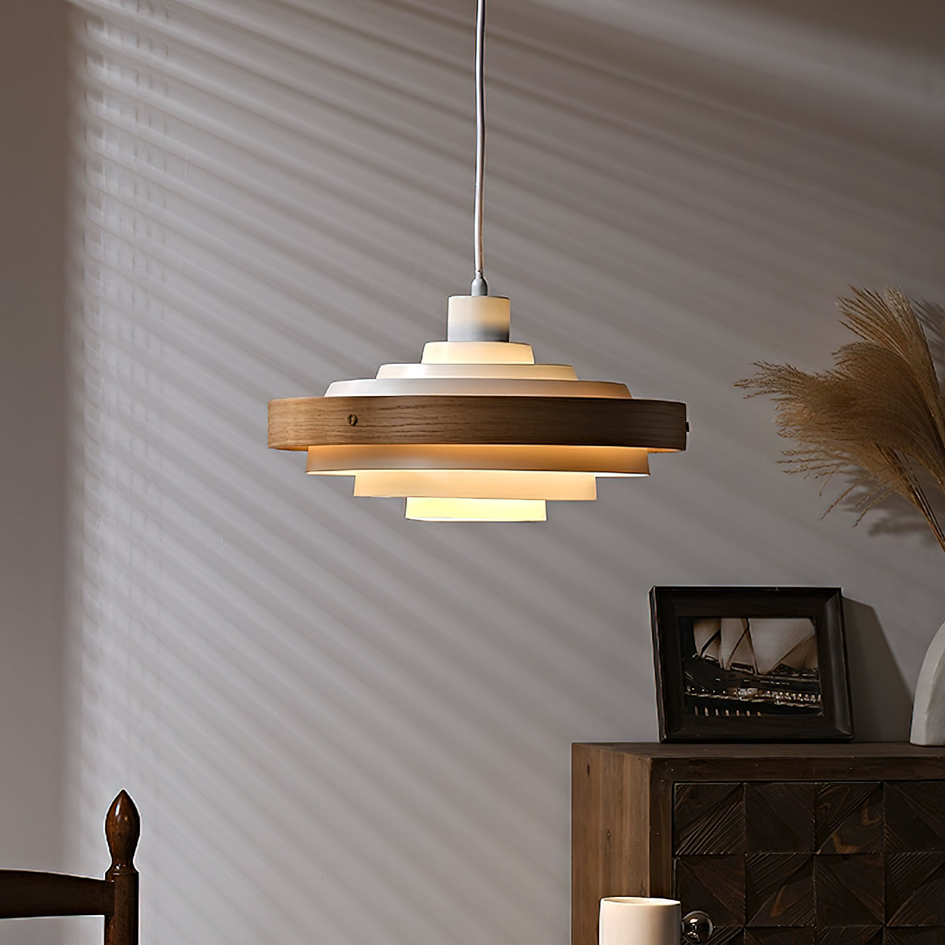 Lampada a sospensione rotonda Rino