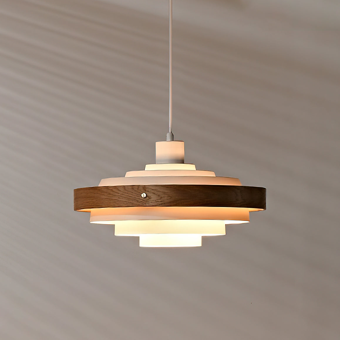 Lampada a sospensione rotonda Rino