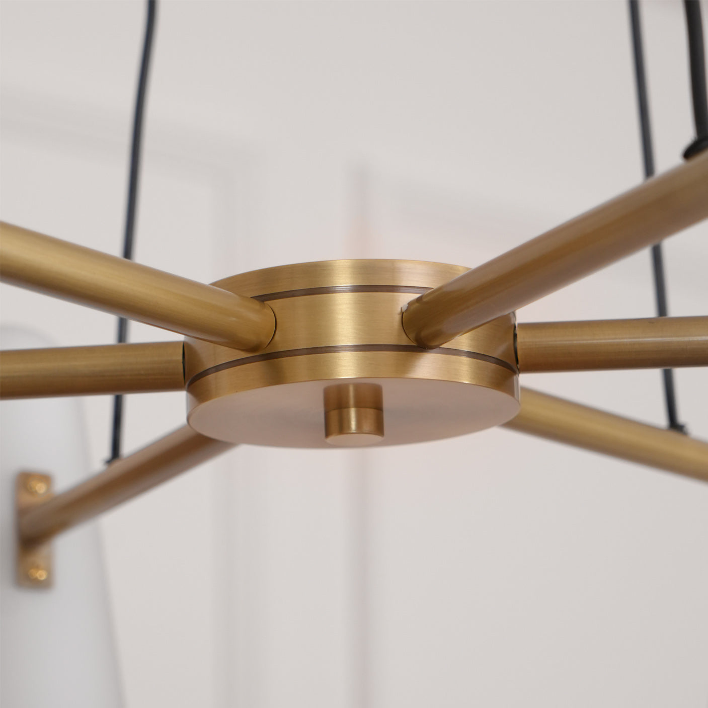 Lampadario a bracci Deleleo