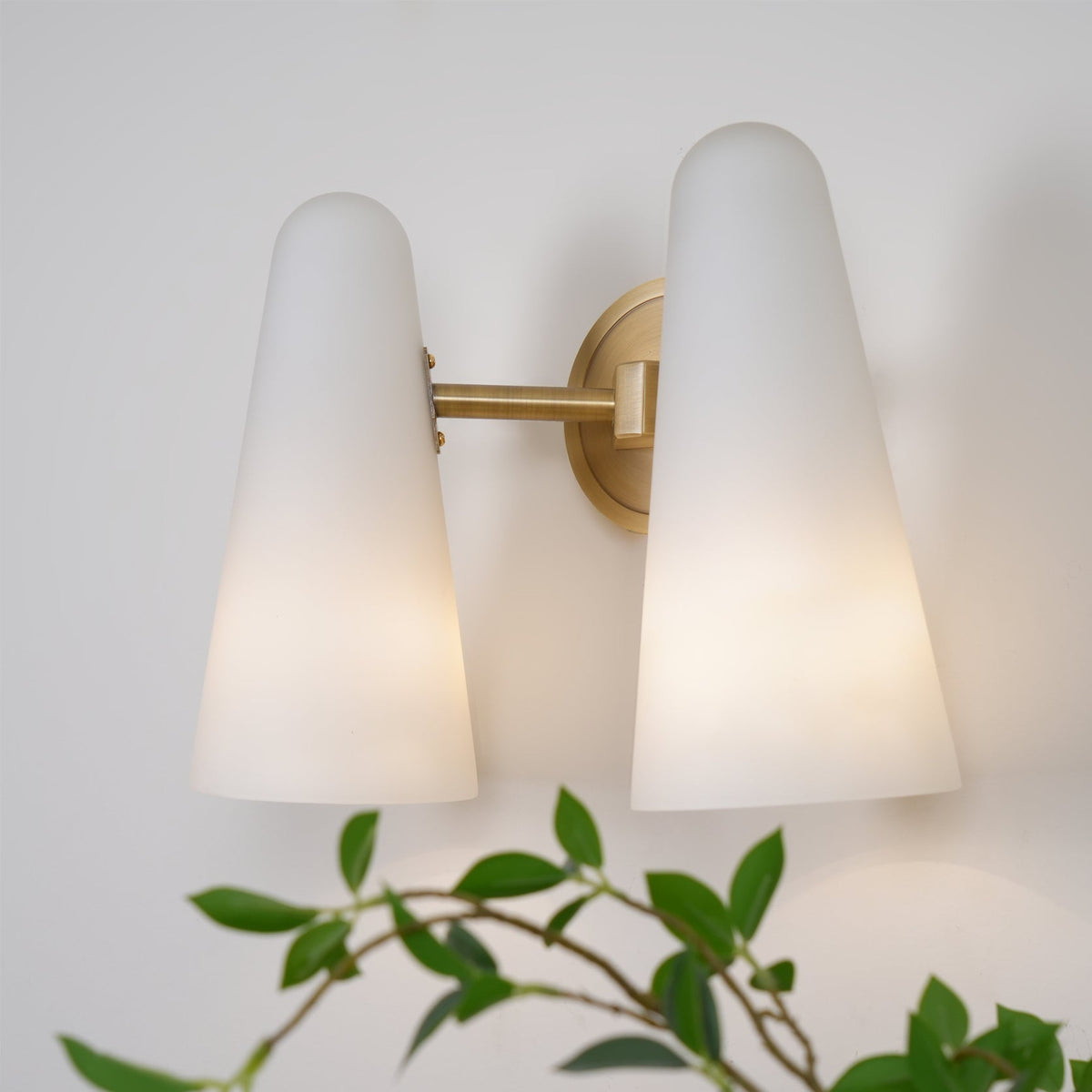 Montfaucon Wall Lamp – detail 11