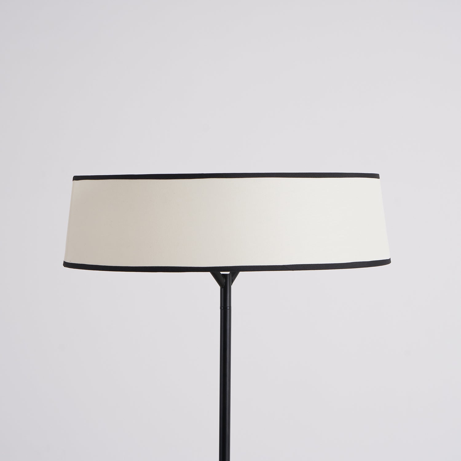 Lampada da terra Meldesa
