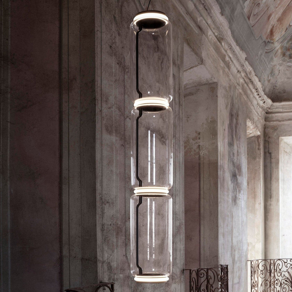 Lampada a sospensione minimalista Feroera