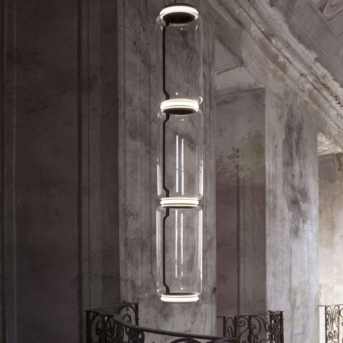 Lampada a sospensione minimalista Feroera