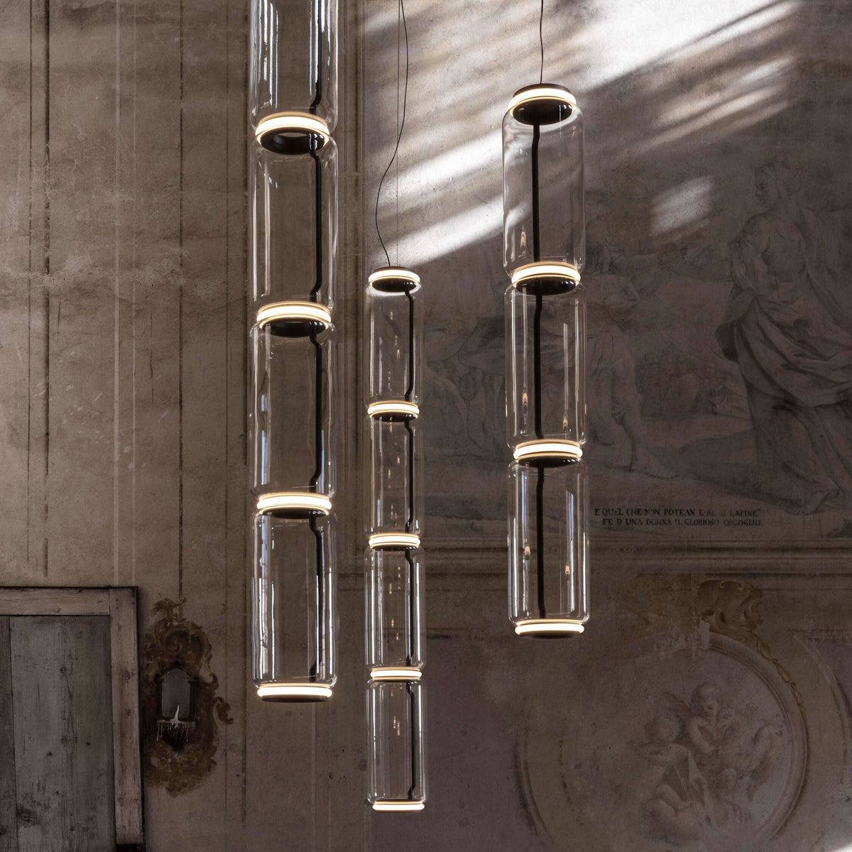 Lampada a sospensione minimalista Feroera