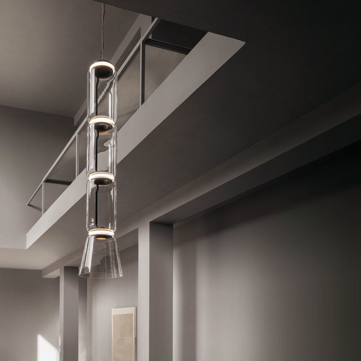 Lampada a sospensione minimalista Feroera
