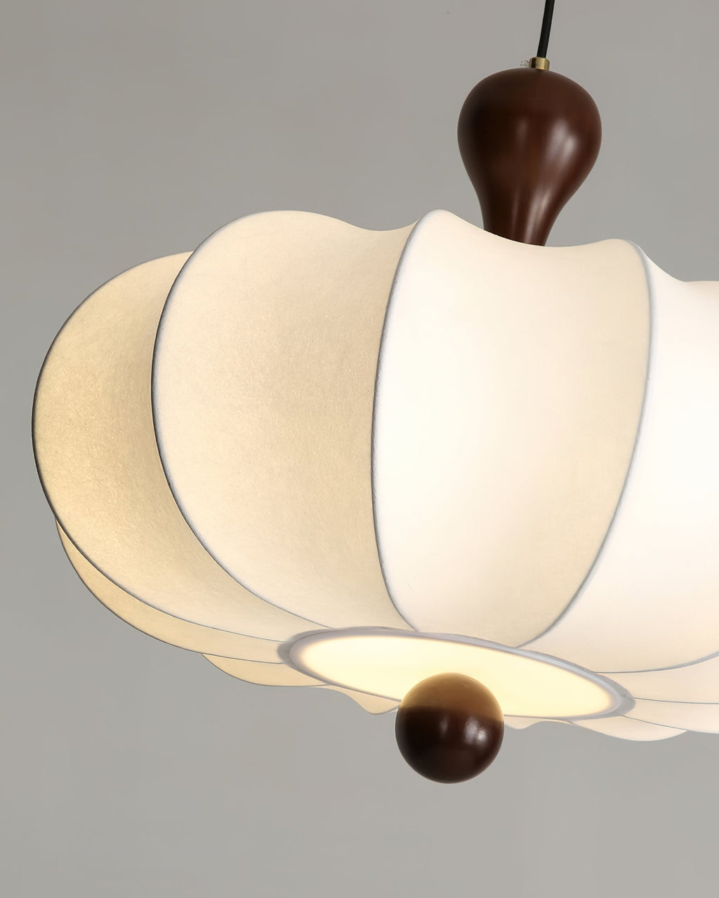 Lampada a sospensione scolpita Aruena