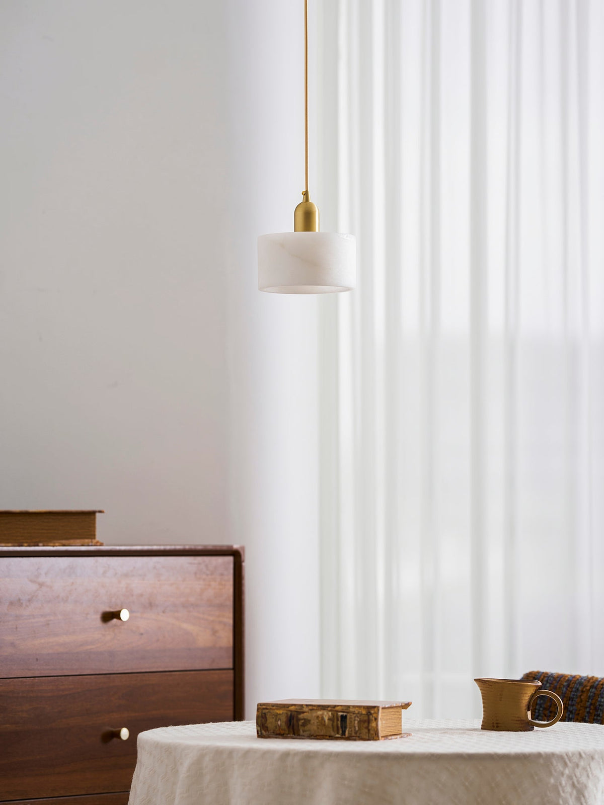 Odyssey Alabaster Pendant Light – detail 18