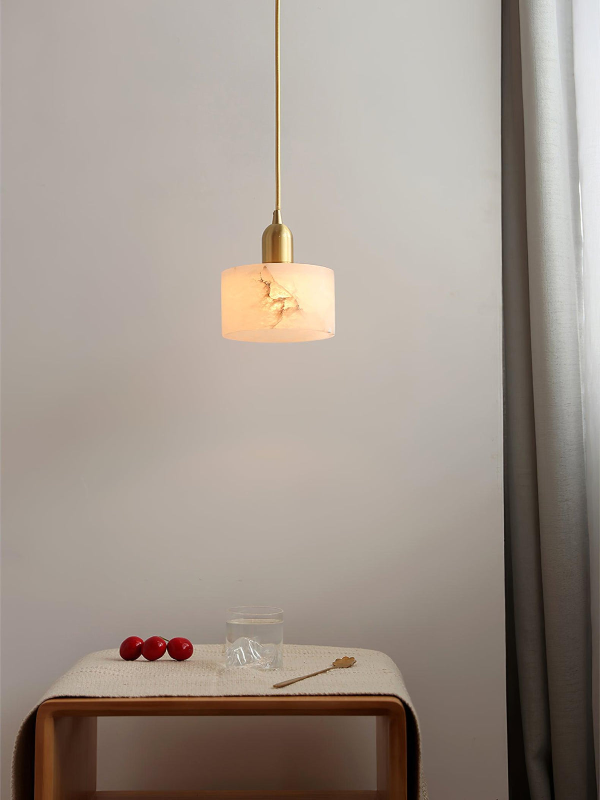 Odyssey Alabaster Pendant Light – detail 13