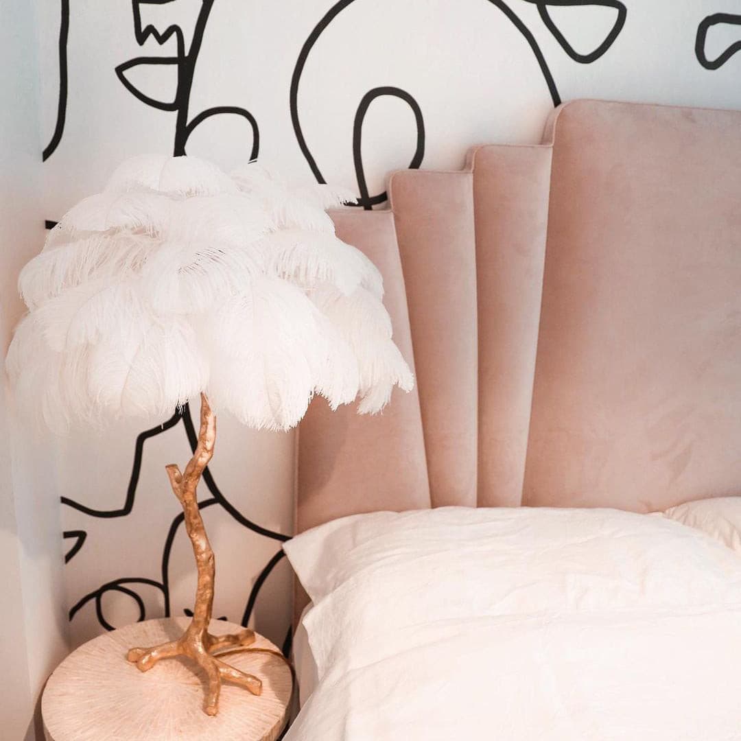 Dekorfine Ostrich Feather Table Lamp — Detail View 50