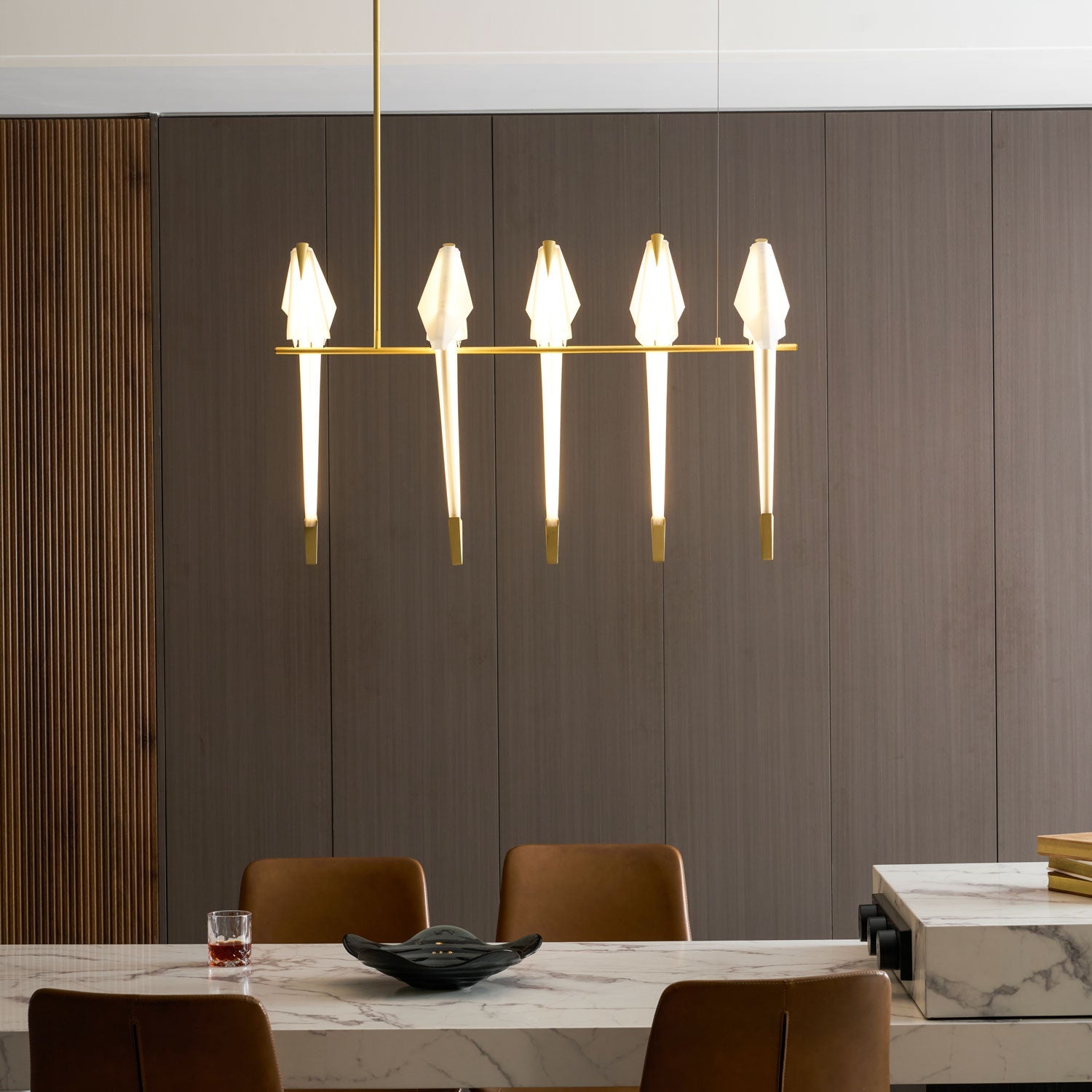 Lampadario lineare Lavela