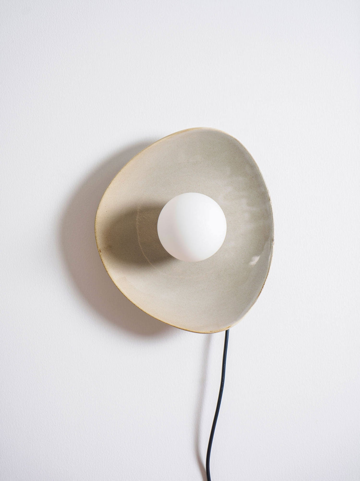 Pebble Disc Plug-in Wall Light – detail 19