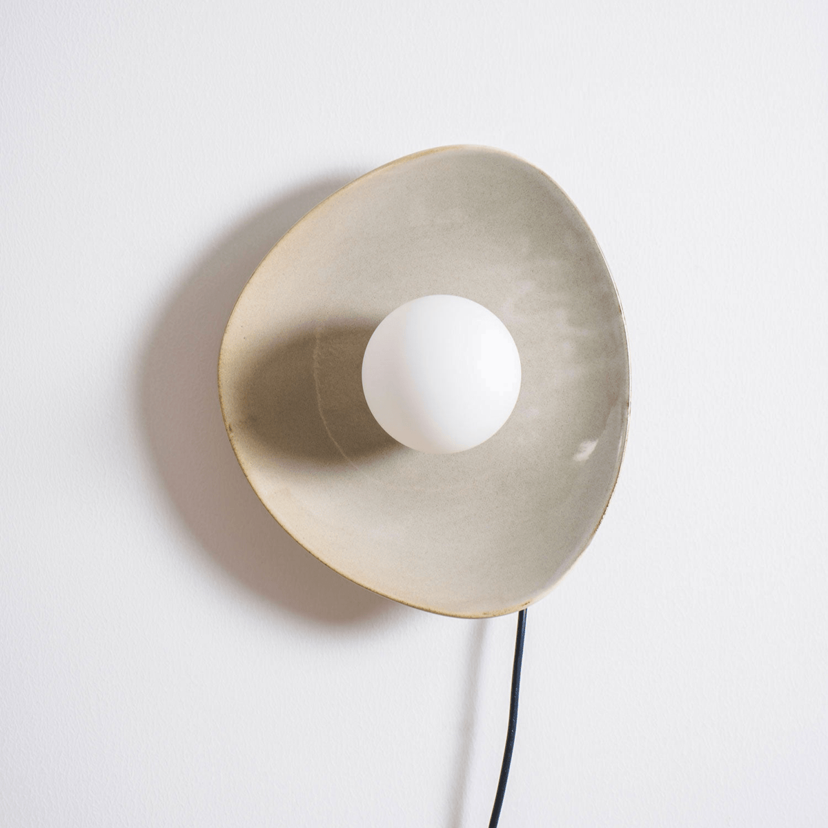 Pebble Disc Plug-in Wall Light – detail 24