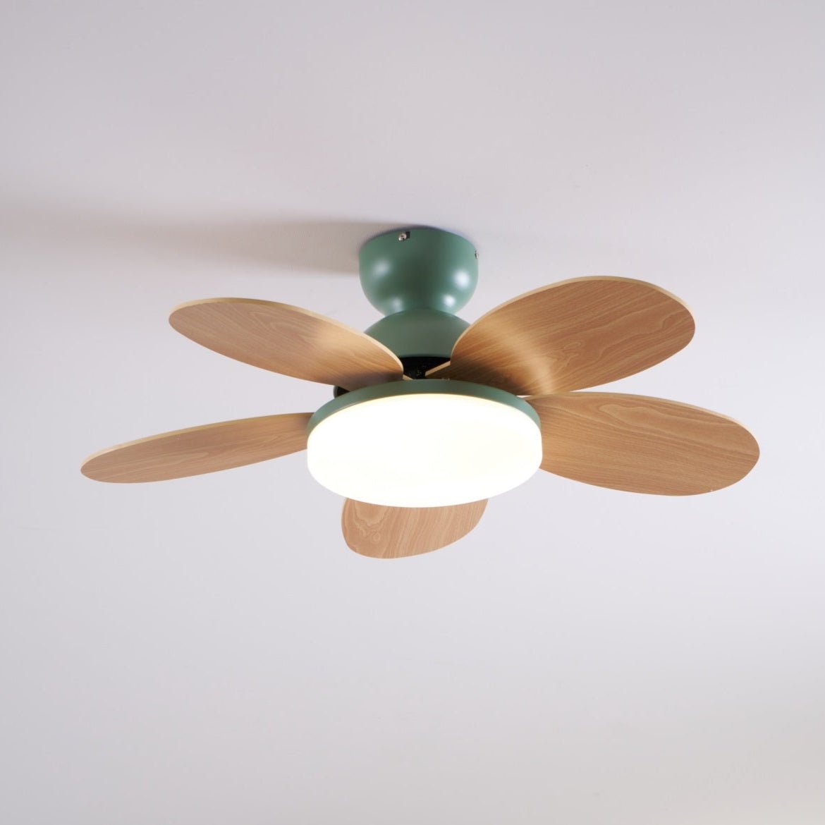 Ventilatore da soffitto con luce Liavela