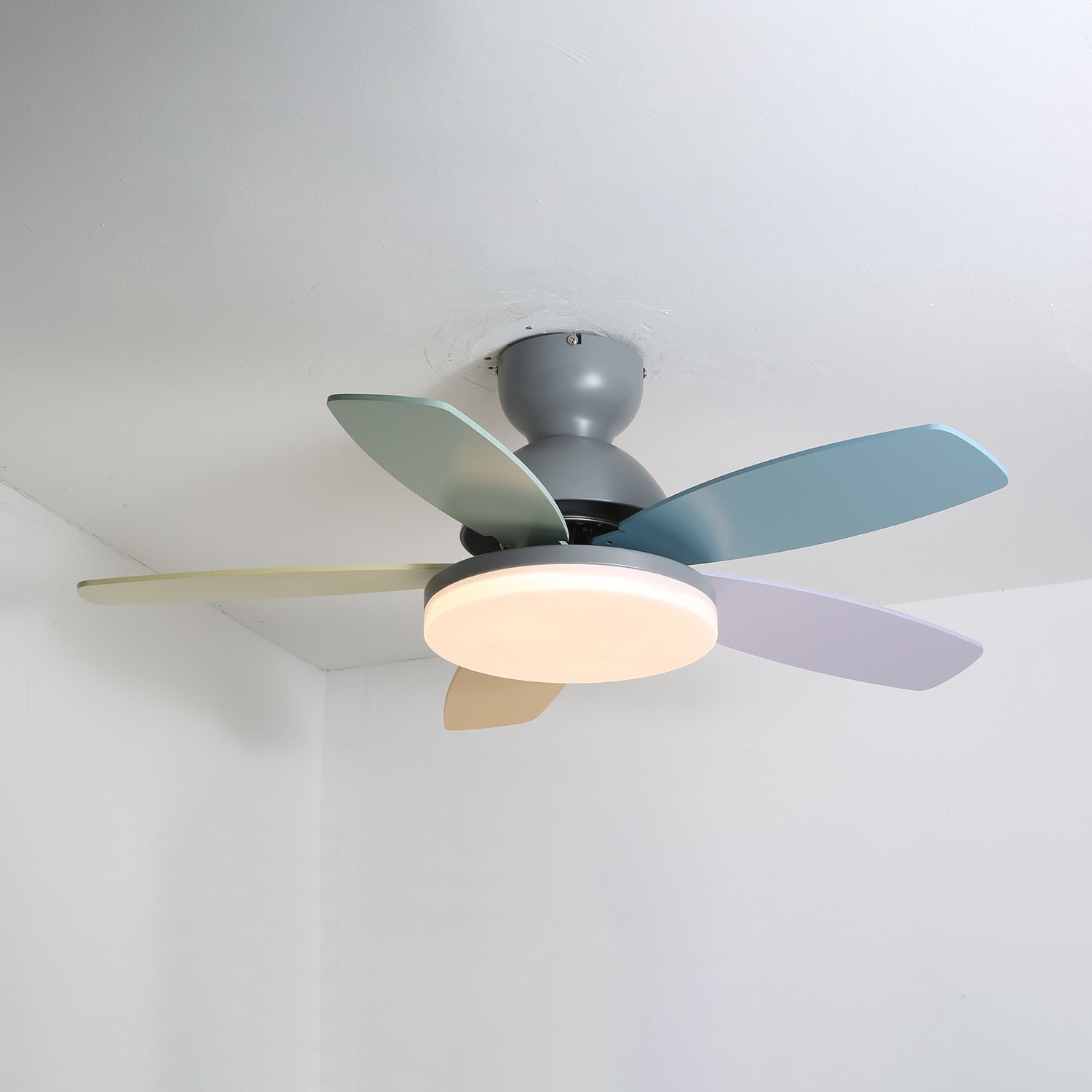 Ventilatore da soffitto con luce Liavela
