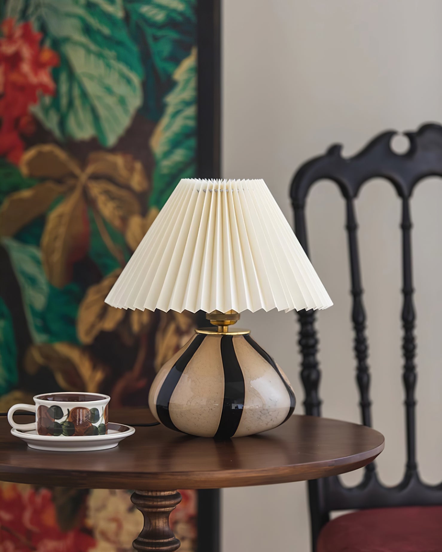 Lampada da tavolo plissettata Sanino