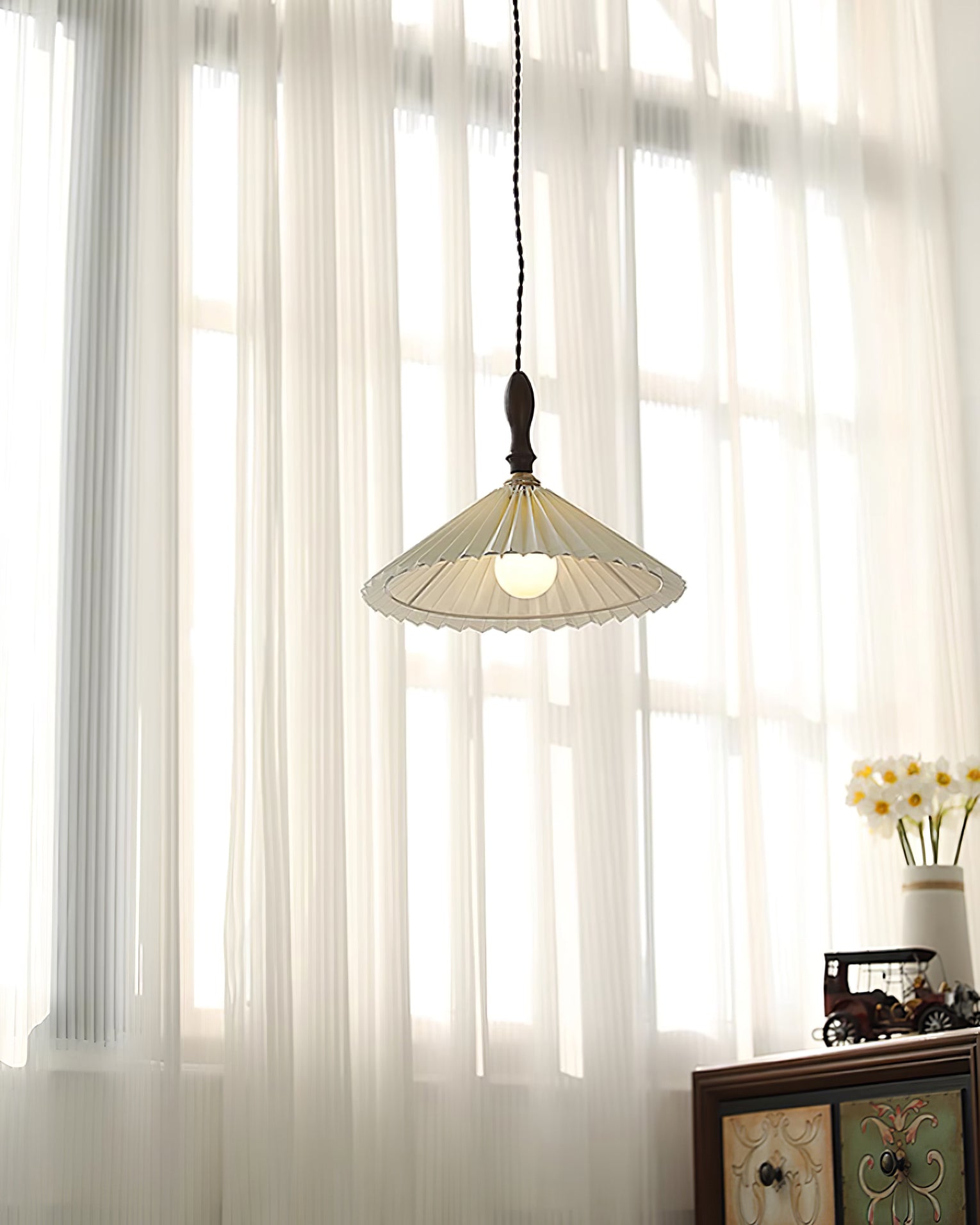 Lampada a sospensione plissettata Lavelale