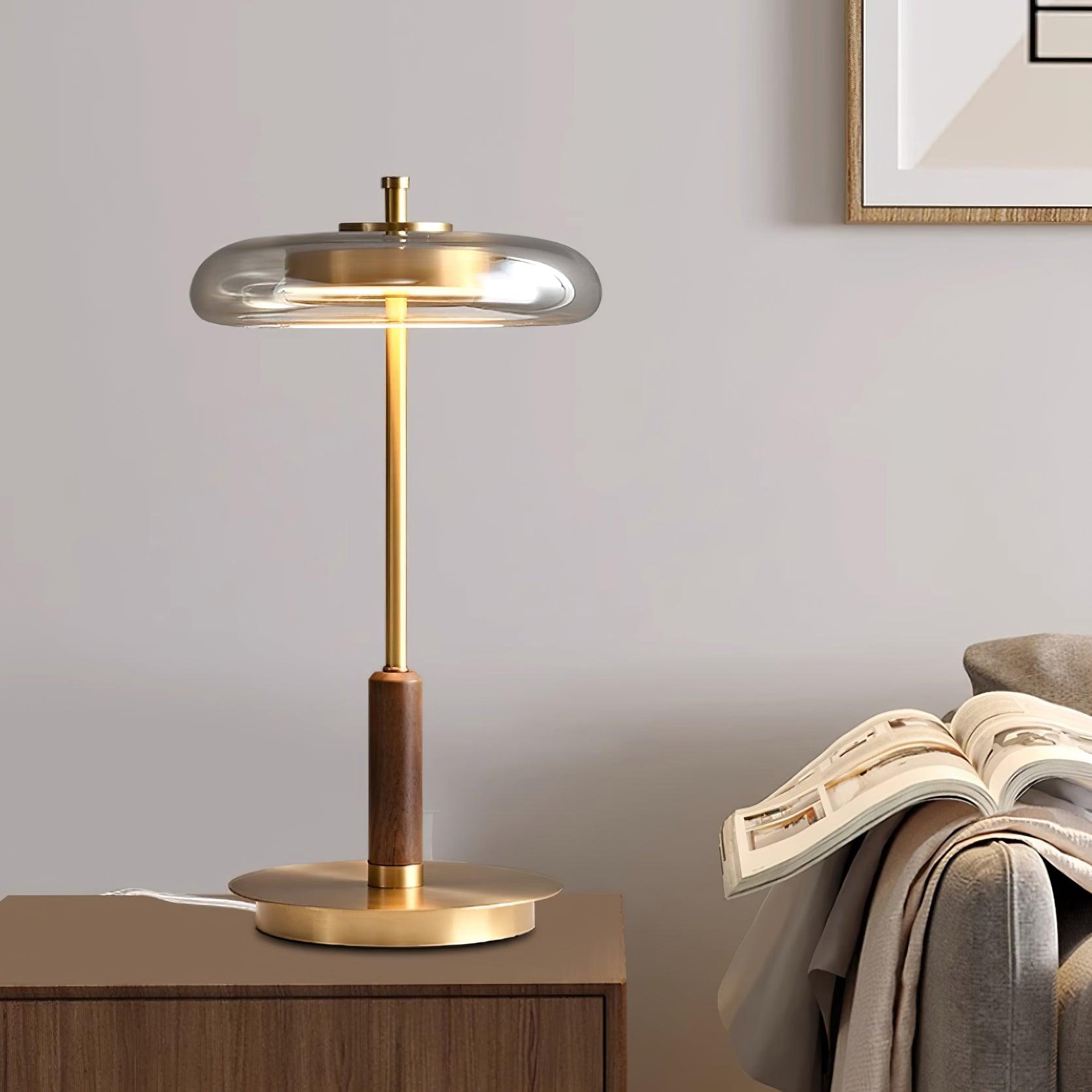 Lampada da tavolo Nelineno