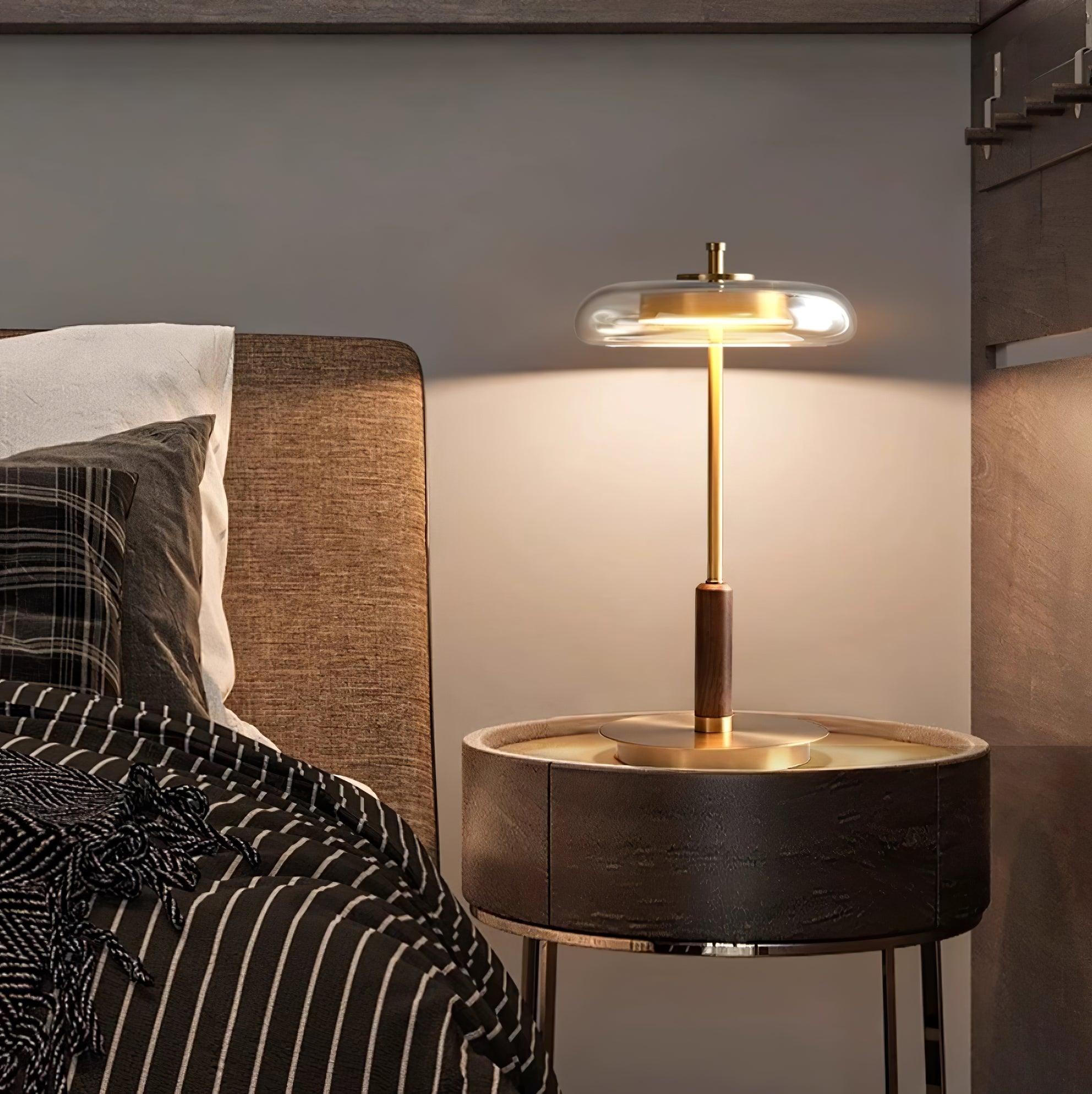 Lampada da tavolo Nelineno