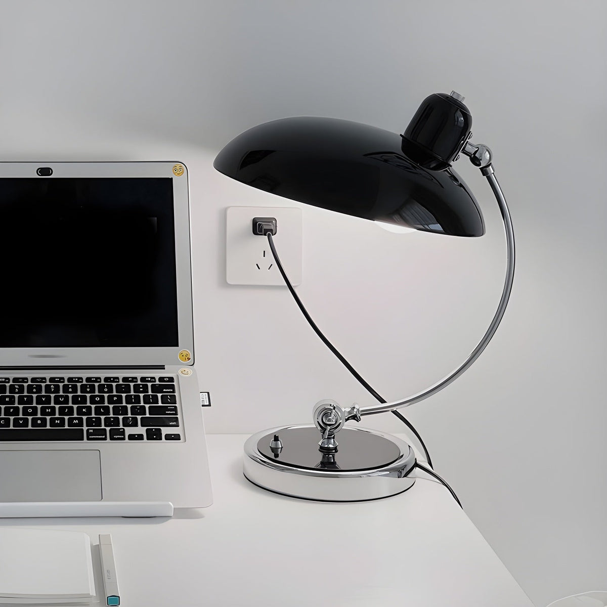 Retro Curve Desk Lamp – detail 8