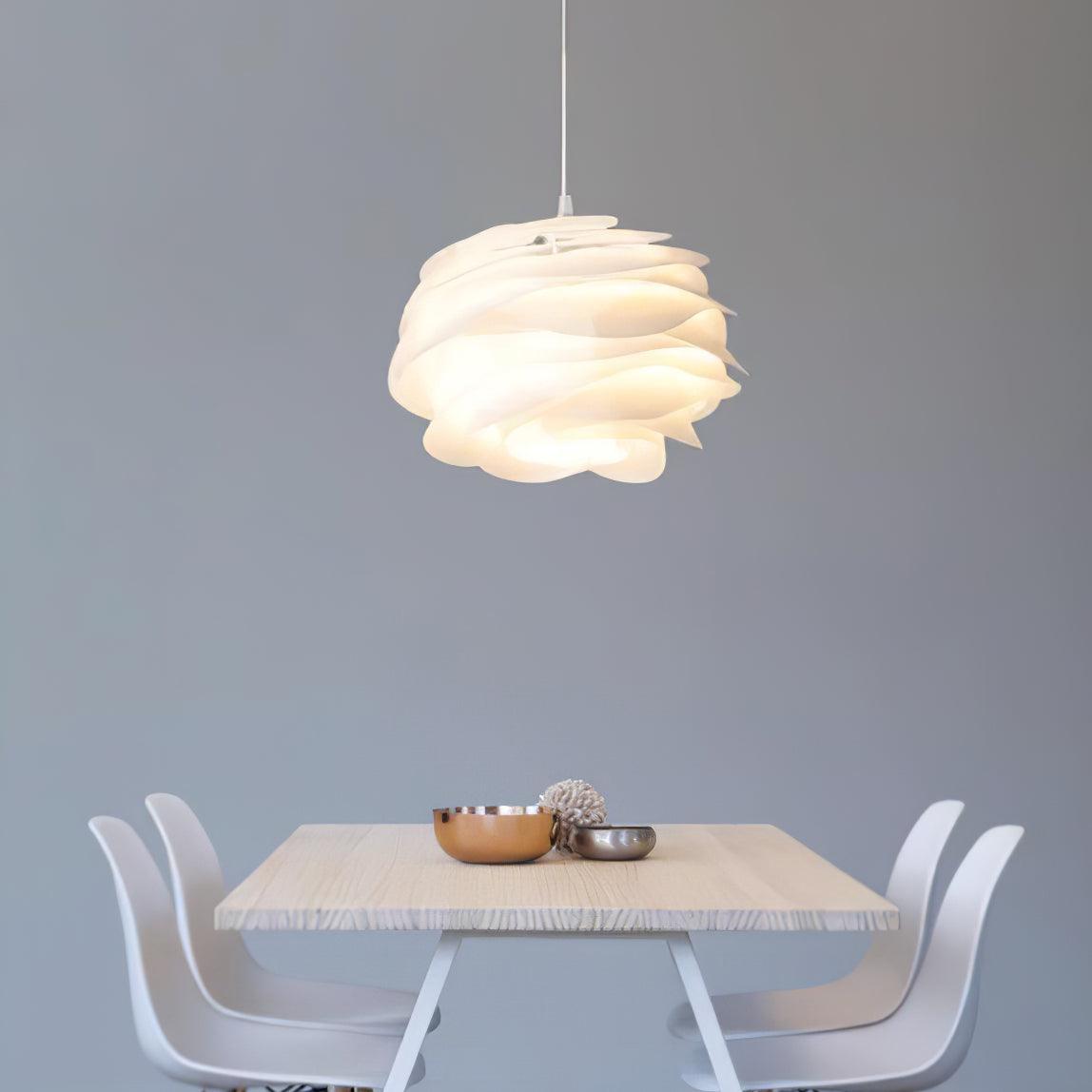 Lampada a sospensione floreale Nerara