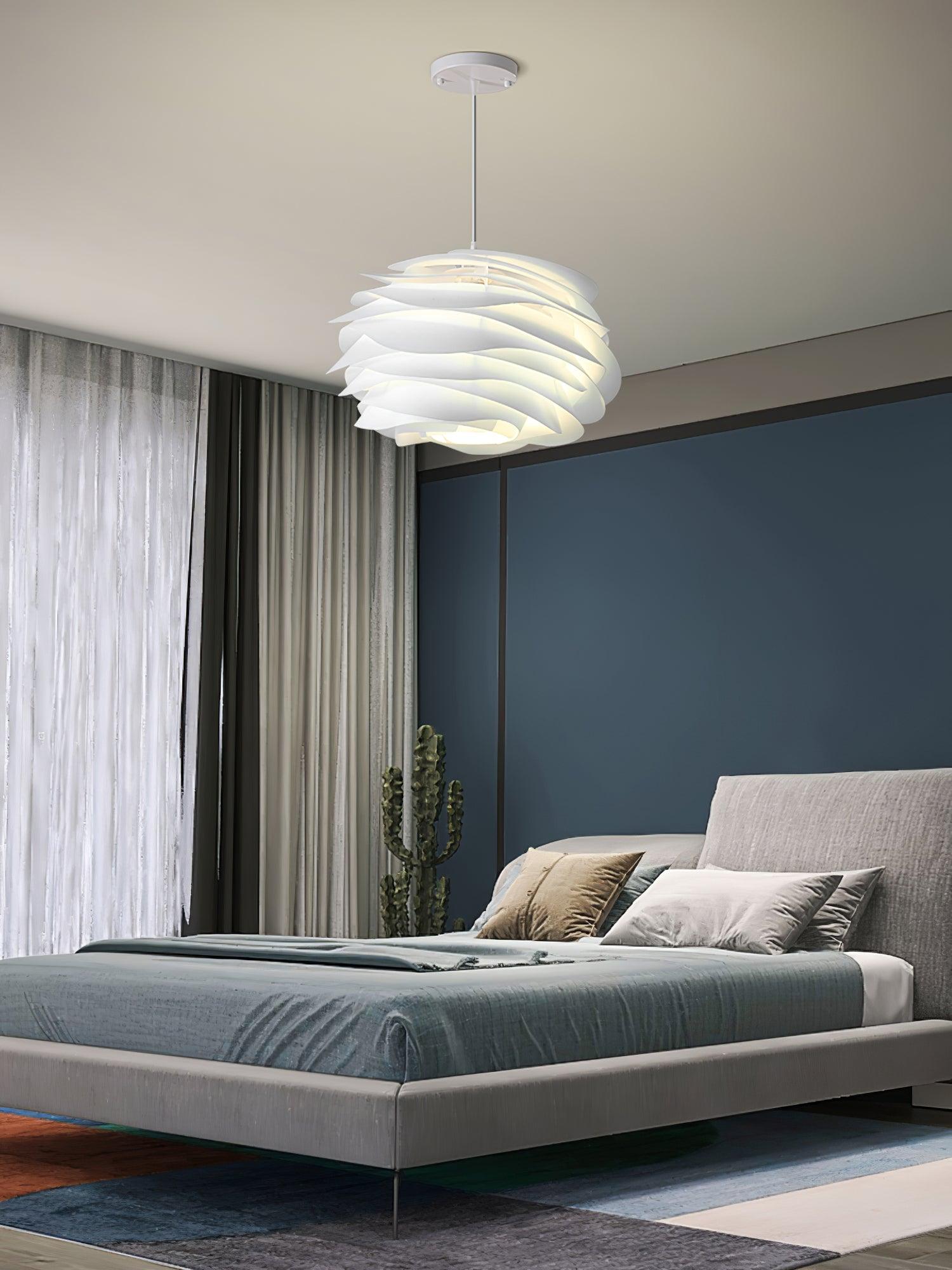 Lampada a sospensione floreale Nerara