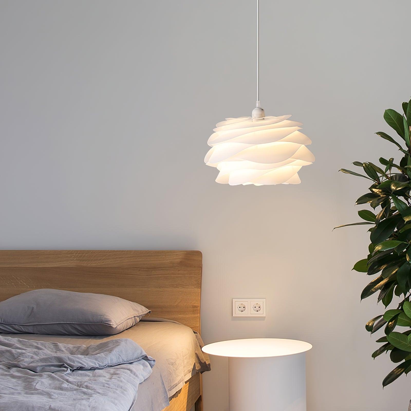 Lampada a sospensione floreale Nerara