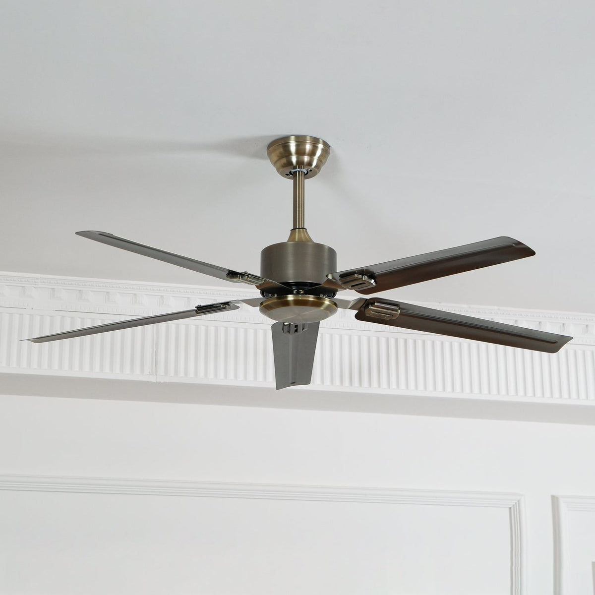 Ventilatore da soffitto minimalista Solenlume