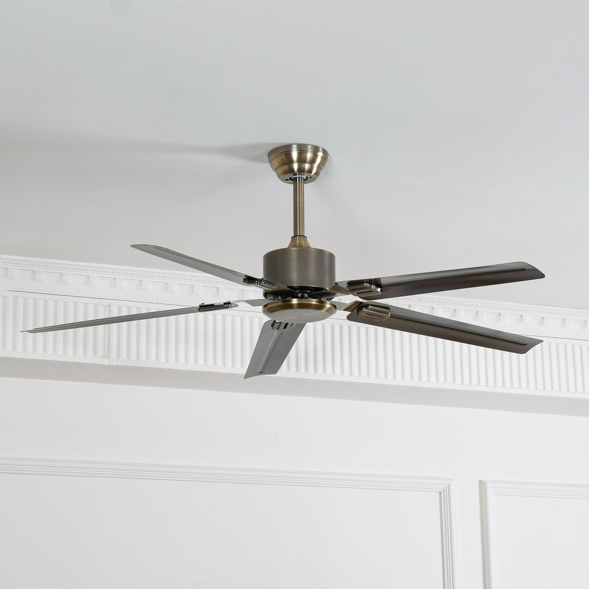 Ventilatore da soffitto minimalista Solenlume