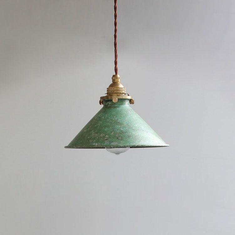 Lampada a sospensione conica Perinena