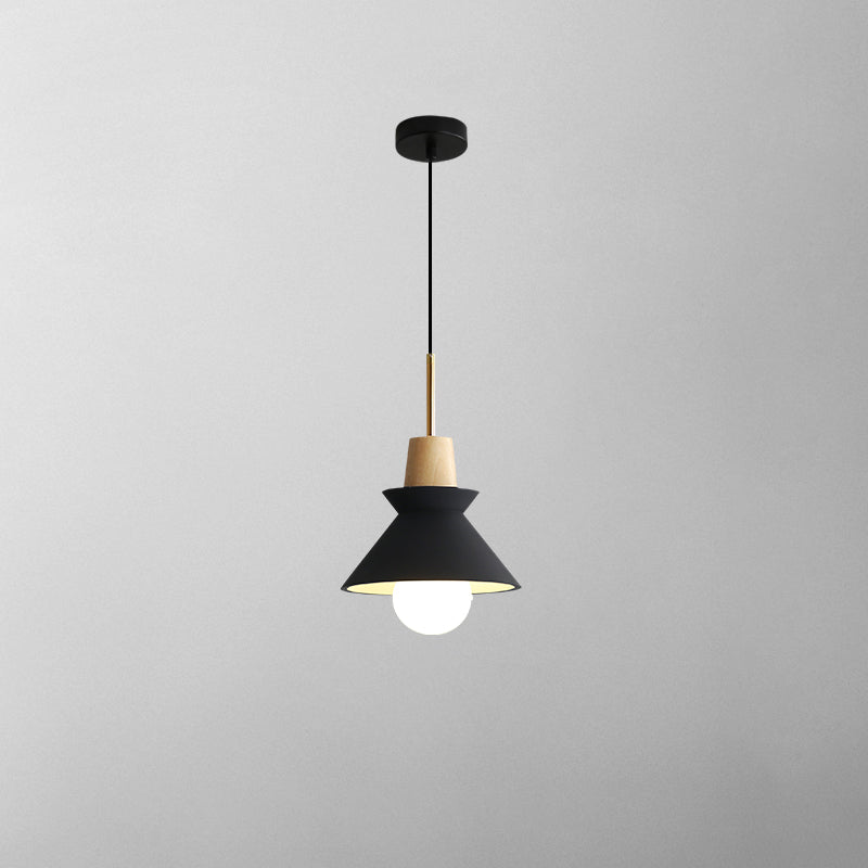 Lampada a sospensione conica Ferami