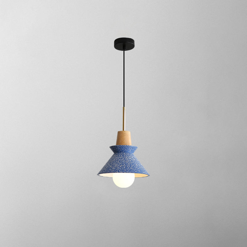 Lampada a sospensione conica Ferami
