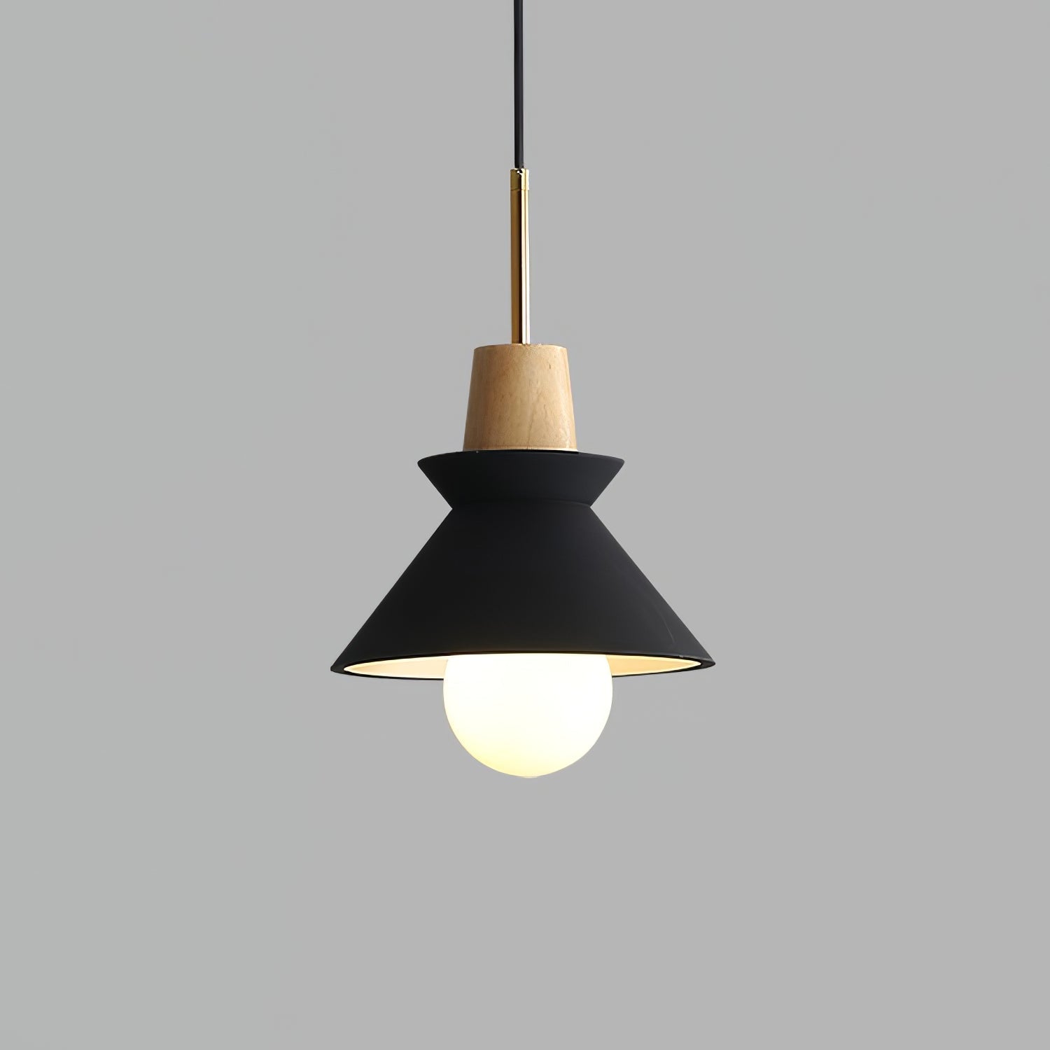 Lampada a sospensione conica Ferami