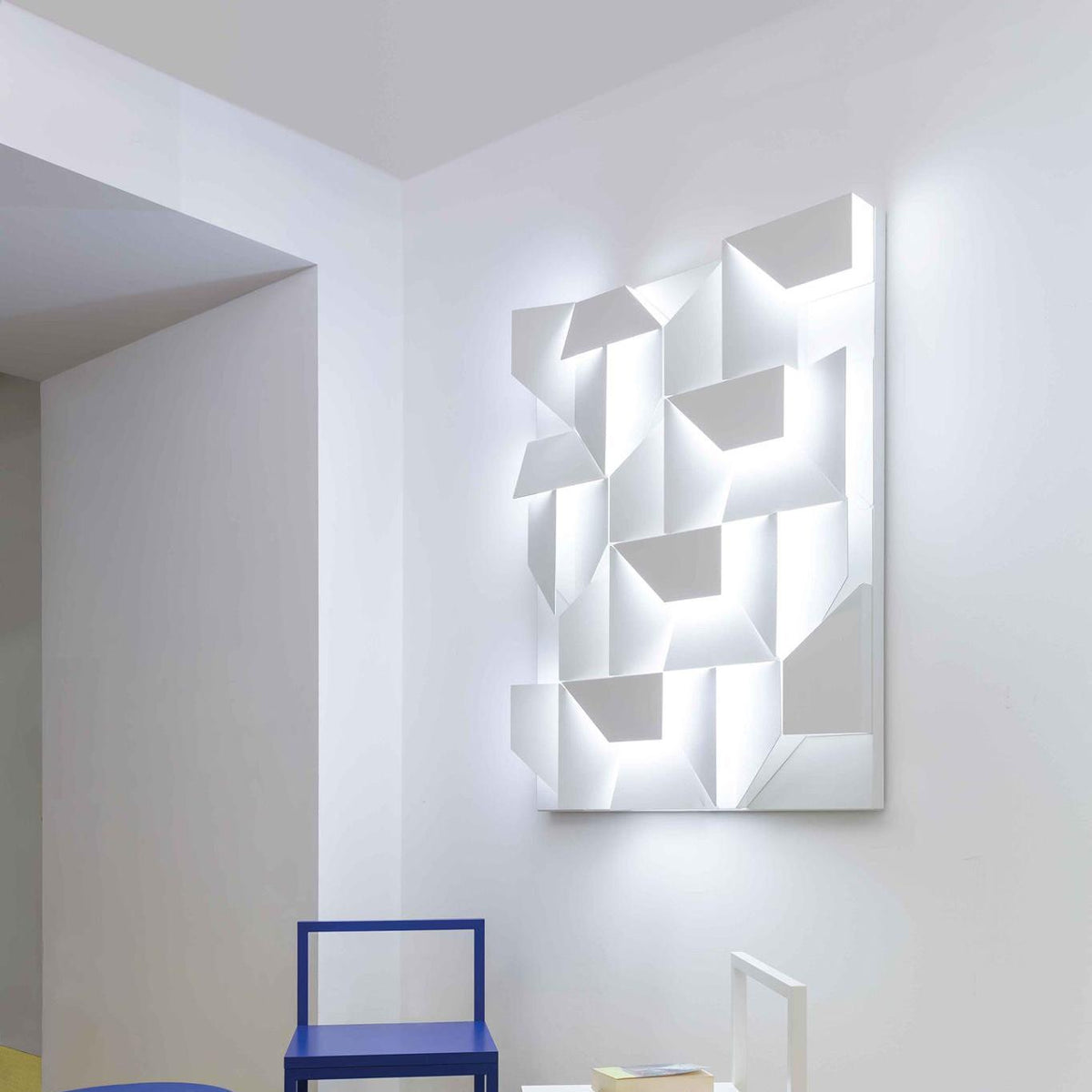 Shadows Grand Sconce – detail 21