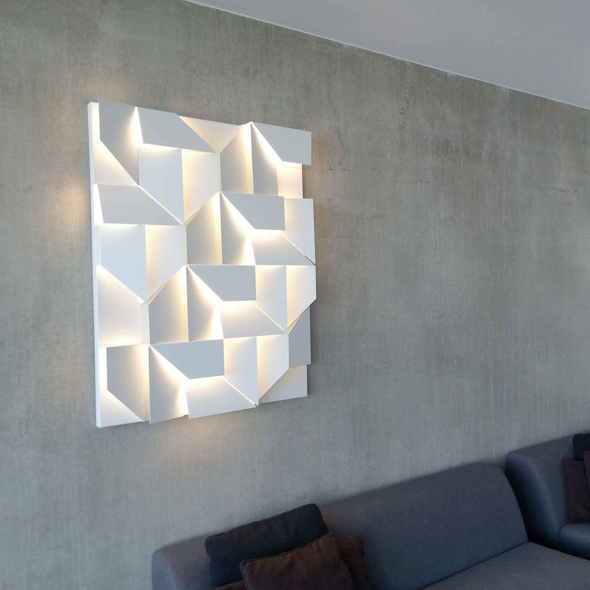 Shadows Grand Sconce – detail 19