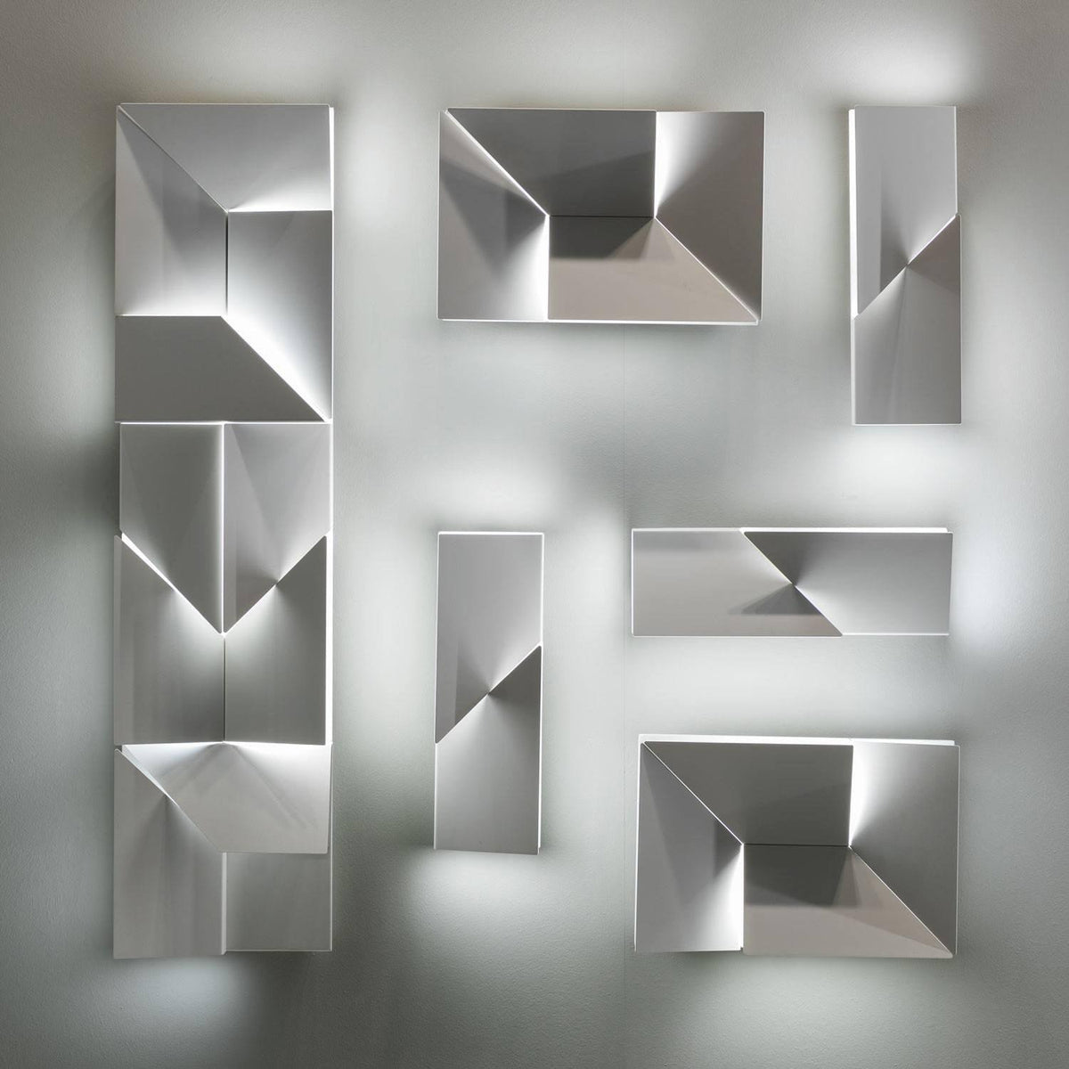 Shadows Grand Sconce – detail 28