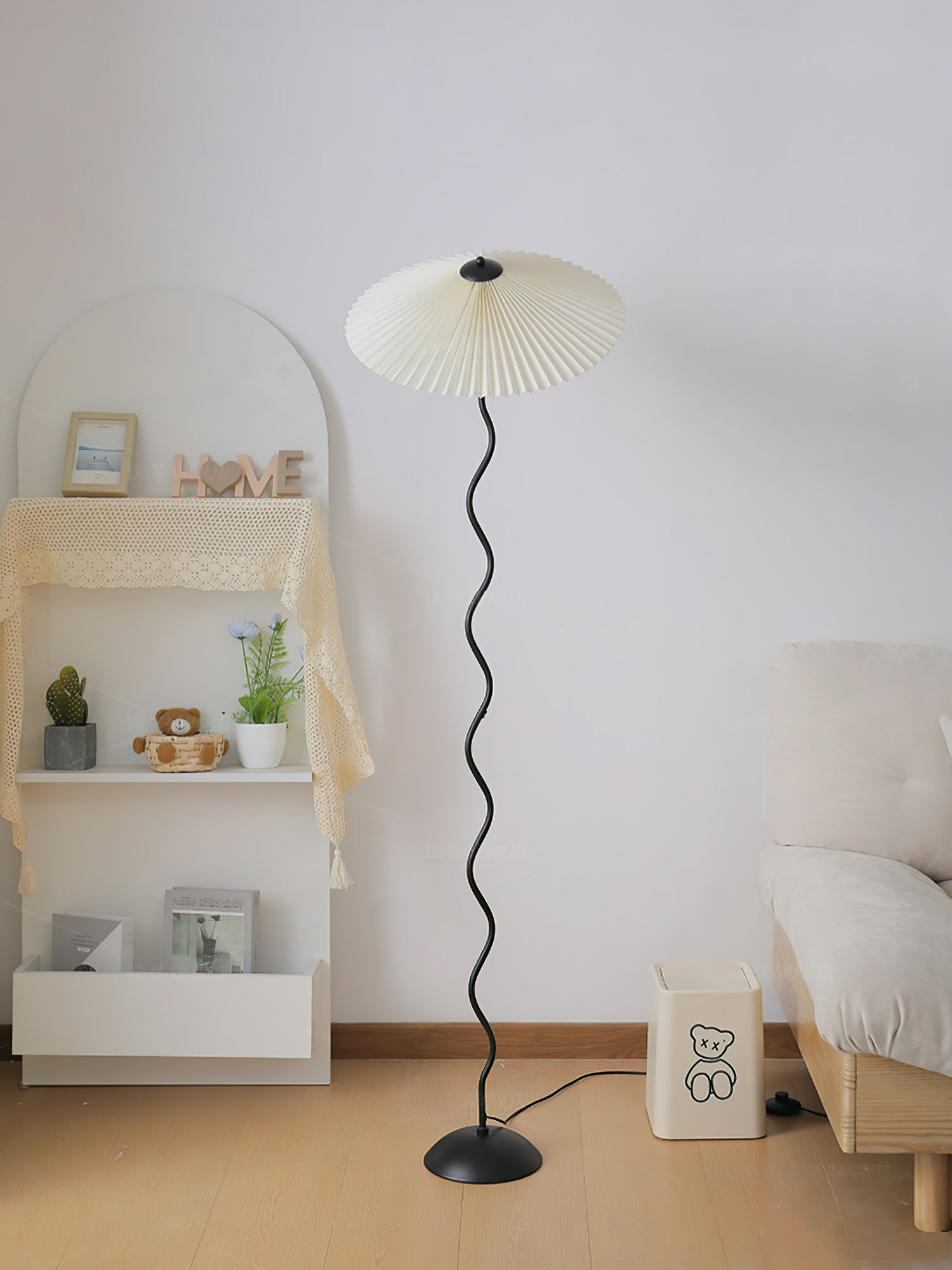 Lampada da terra ondulata Viliala