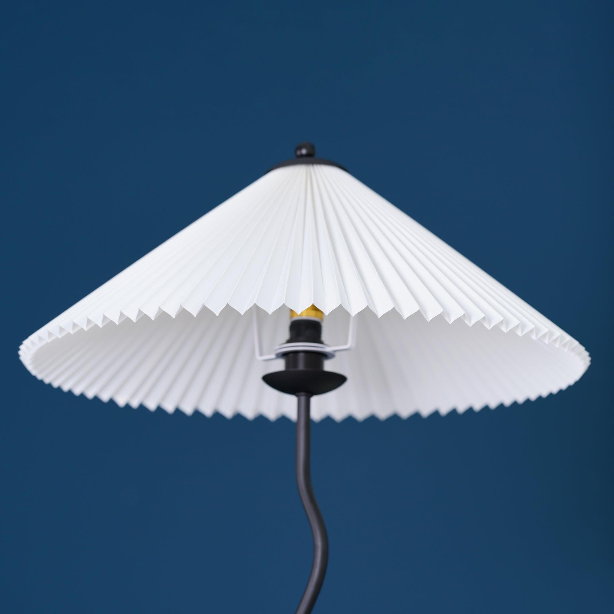 Lampada da terra ondulata Viliala