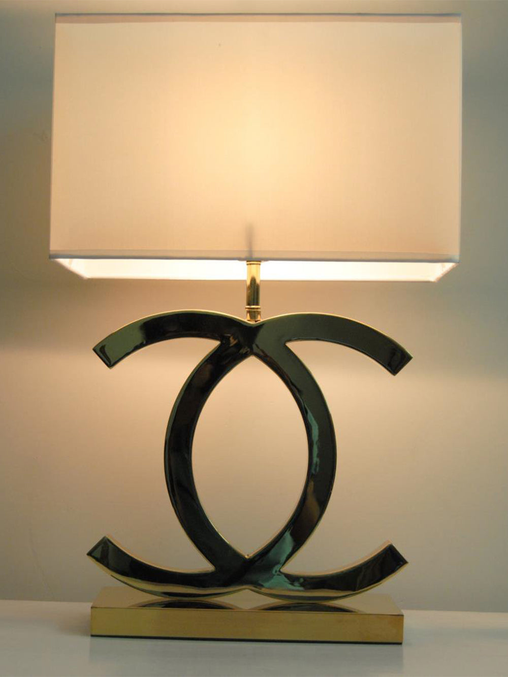 Lampada da tavolo Loiaenza