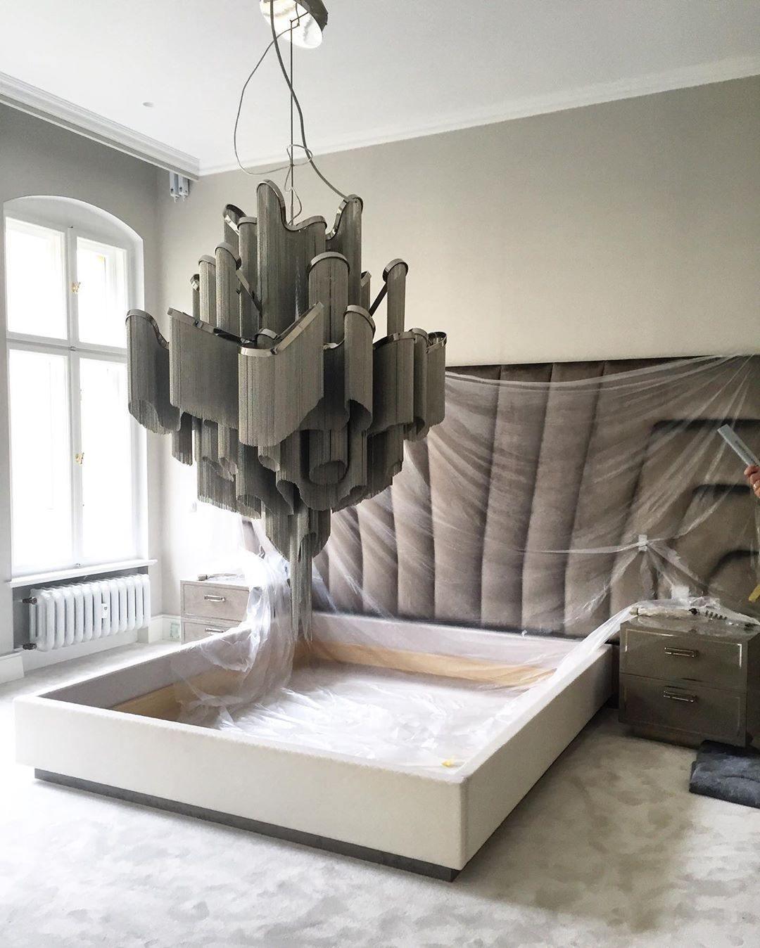 Stream Chain Chandelier – detail 40