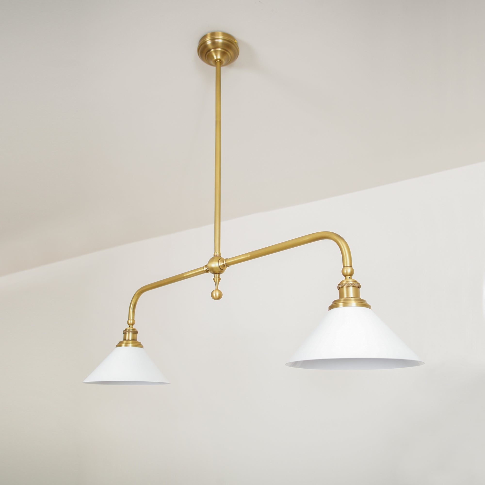 Lampada a sospensione lineare Pervelale