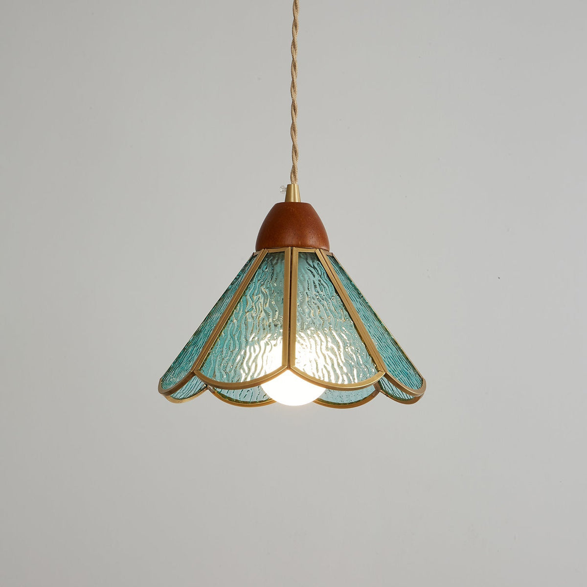 Tiffany Stained Glass Pendant Lamp – detail 27
