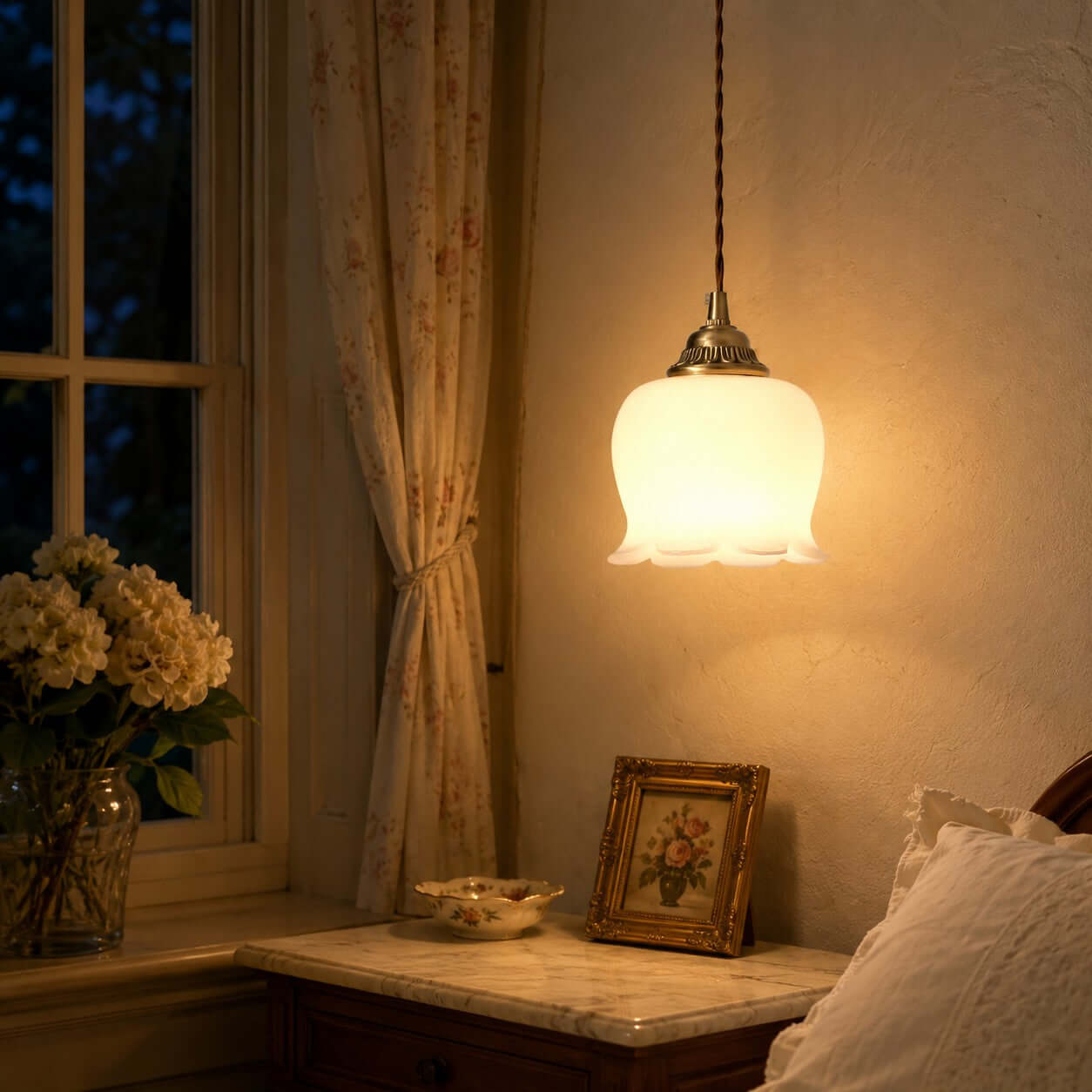 Lampada a sospensione floreale Solcira