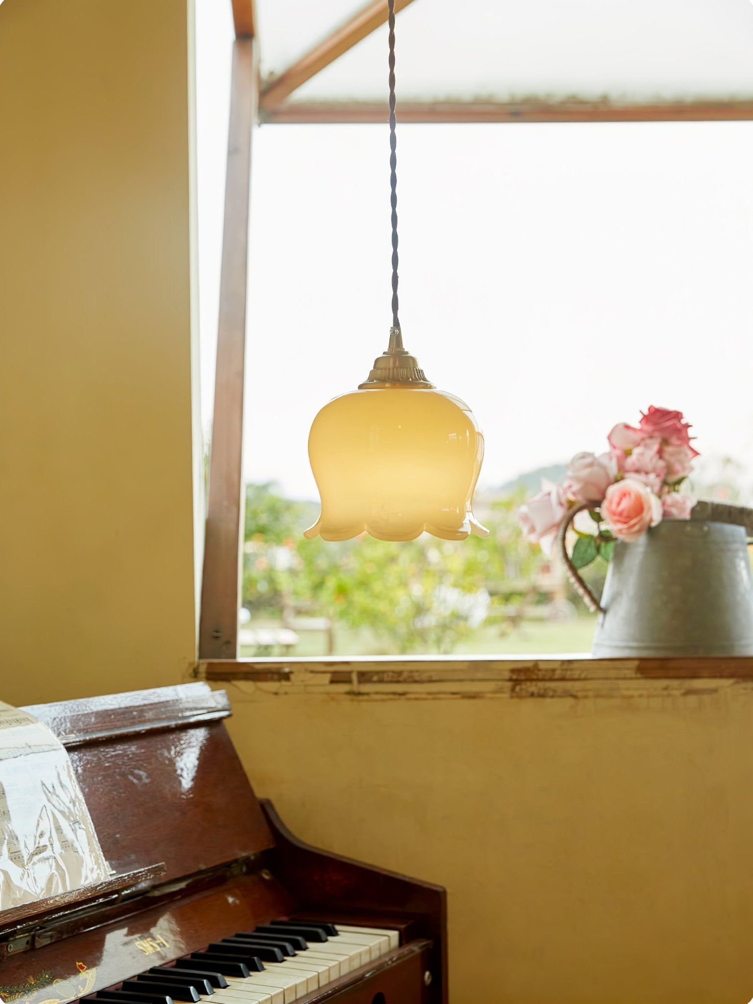 Lampada a sospensione floreale Lucorama