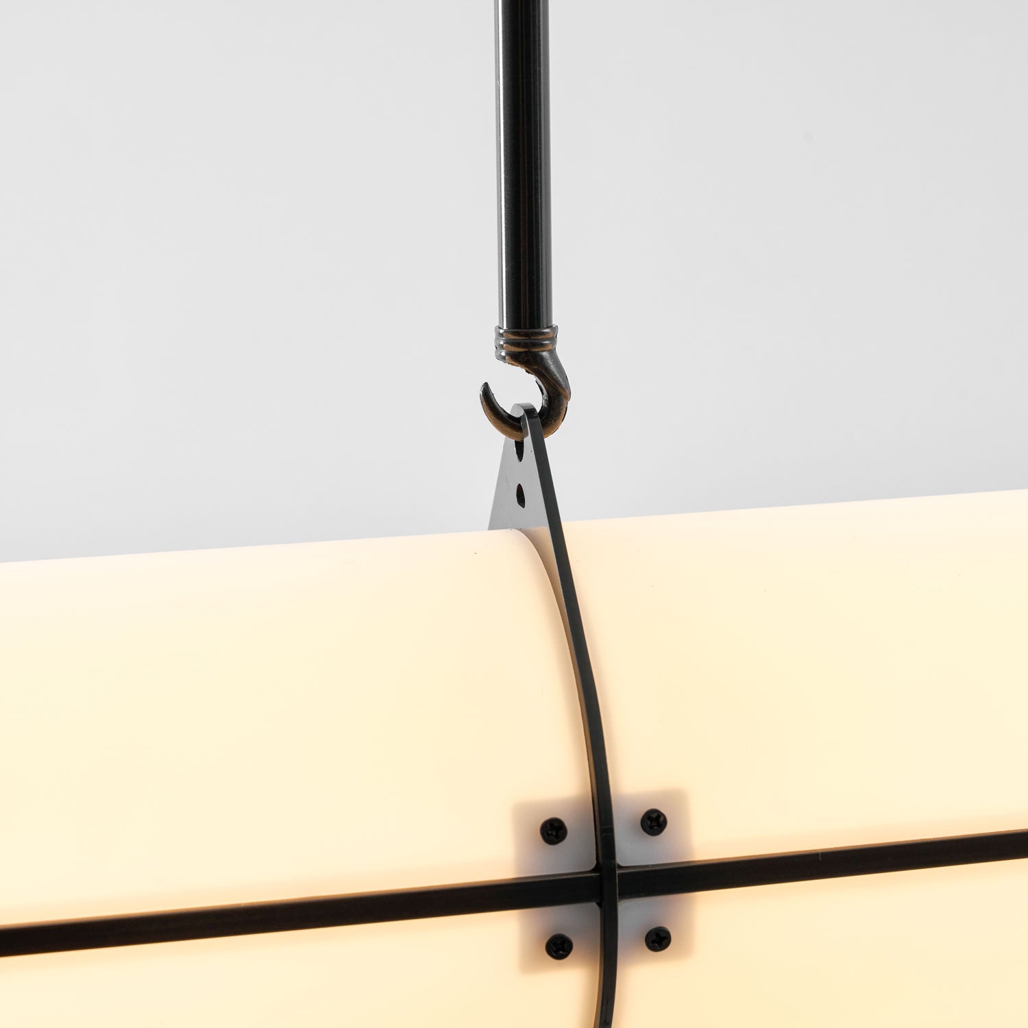 Lampada a sospensione lineare Aronale